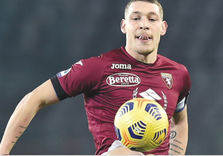 Le mani della Premier sull’Italia