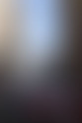 Iran, colpiti gli impianti della compagnia petrolchimica di Tabriz. Teheran lancia quattro ondate di missili verso Israele