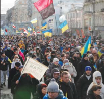Kiev in piazza contro Putin