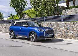 Mini Countryman E in Favoured Trim, elettrica e versatile