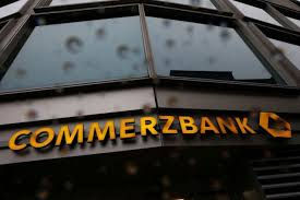 UniCredit sale al 26% in Commerzbank
