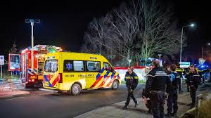 Auto sulla folla durante una parata natalizia in Olanda: alla guida una donna di 56 anni, almeno 9 i feriti