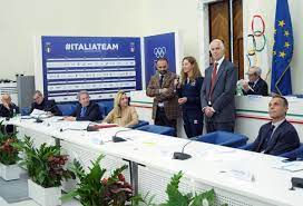 La triatleta Betto premiata come atleta-mamma dal Coni
