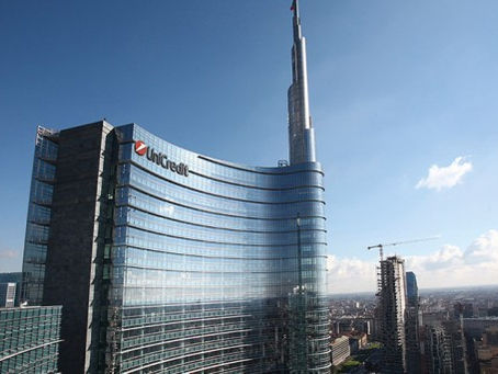 Al via l’aumento Unicredit, azioni e diritti affondano