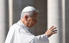 Papa “Droga prigione invisibile. Combattere il business, non le vittime”