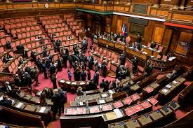 Via libera del Senato alla manovra, ora passa alla Camera