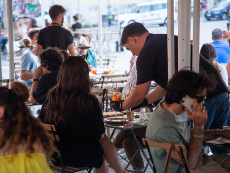 Covid: 6.968 positivi, 31 le vittime. Sale il tasso di positività