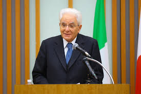 Mattarella “Fanteria protagonista della rinascita dell’Italia”. L’omaggio ai Bersaglieri “Elemento cardine dell’Esercito”