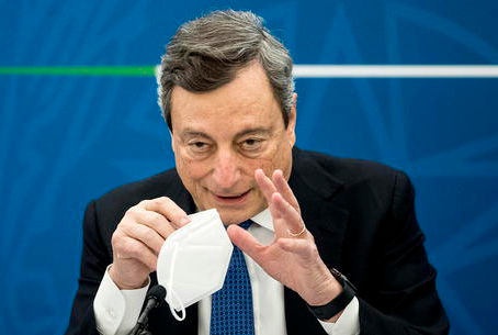 Attesa per l'incontro tra Draghi e le Regioni sul piano vaccini