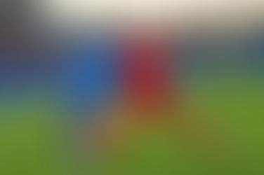 Il Napoli batte 2-0 il Monza e vola in testa