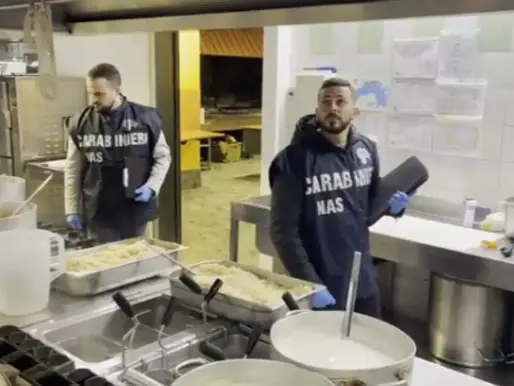 Oltre 550 controlli dei Nas nelle mense ospedaliere, irregolarità nel 42,7% dei casi