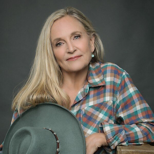 Robin Somers 600 x 600.png