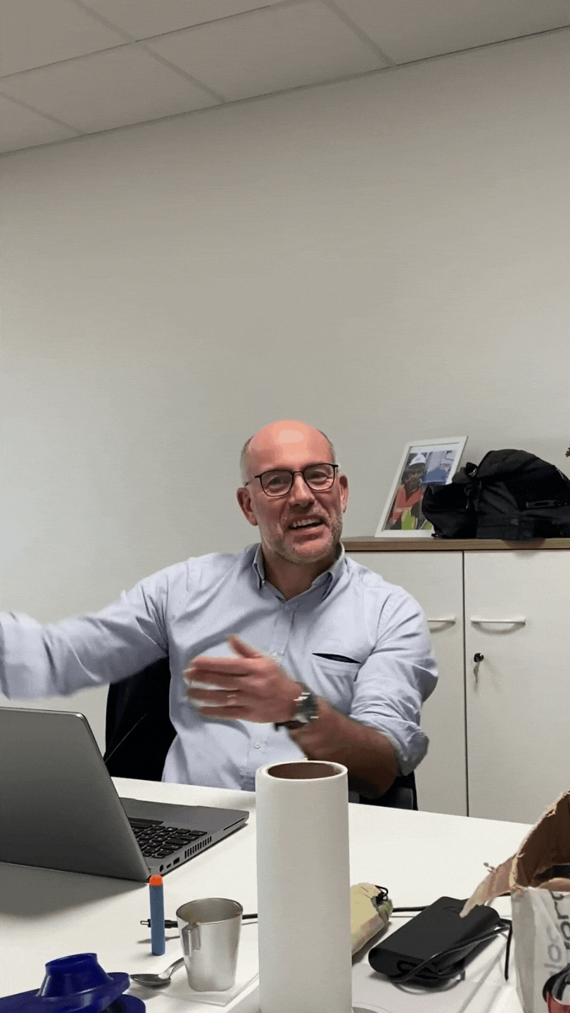 Alan GIF.gif