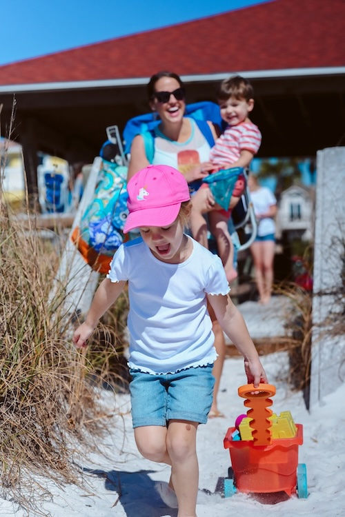 best communities for buyers looking to relocate to destin with a relocation realtor