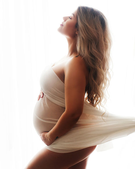 Studio Maternity