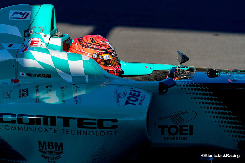 07-21_supergt_rd8_fuji_M1_5885_endo.jpg
