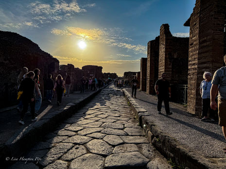 IMG_7056 - Beautiful sunset within an ancient street in Pompeii