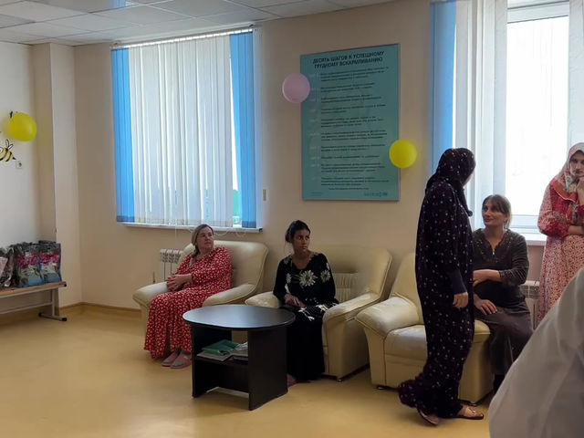 Фонд "Право на чудо" порадовал маленьких пациентов РКПЦ подарками в День защиты детей