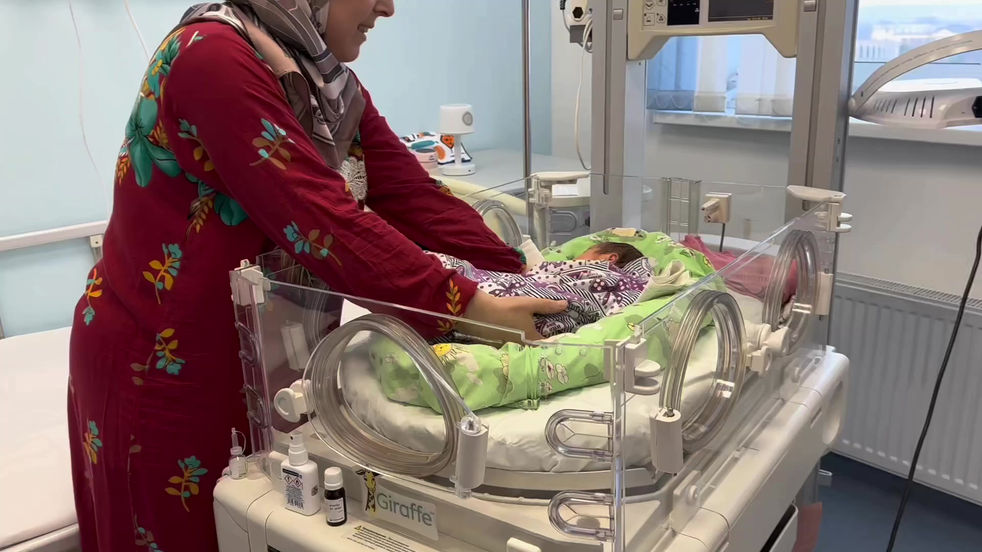 Врачи РКПЦ спасли мать и ребенка во время сложной операции