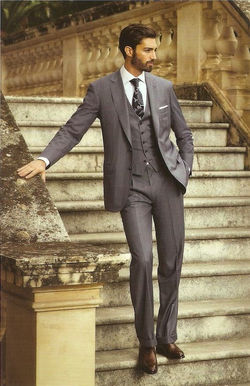 three-piece-suit-dress-shirt-oxford-shoes-tie-pocket-square-original-7890