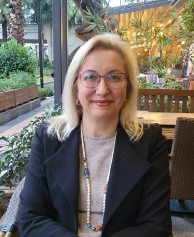 Berna Eren Kömürcüoğlu portresi