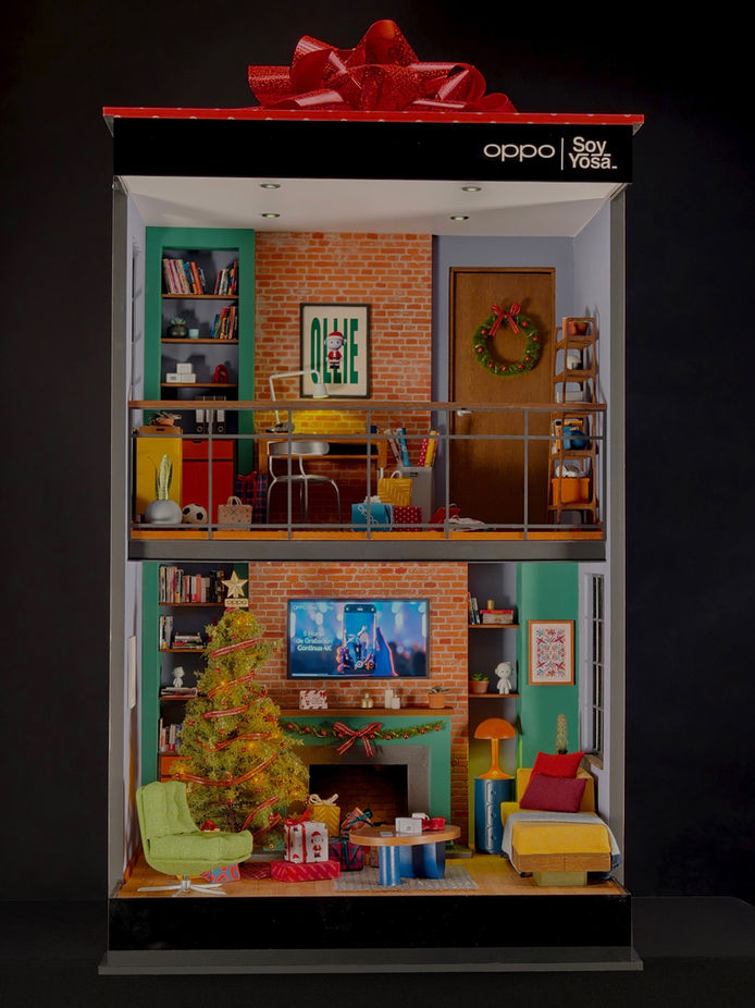 Diorama de casa navideña miniatura para Ollie de Oppo Find X9 Pro colaboracion y creacion de contenido