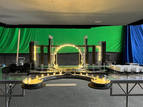 Escenario de concierto y festivales miniatura con iluminacion led, sets miniatura para filmaciones y comerciales