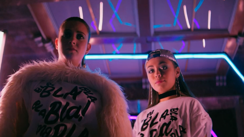 SPRITE NADA Commercial Filmed in Mexico City Commercial set design: Bedroom Teenager, Waiting room, Runway