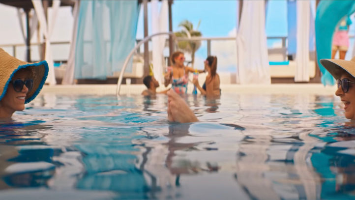 BARB & STAR Go to Vista del Mar Mexico 