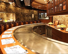 A popular steakhouse serving high-quality Kobe beef in a casual, welcoming atmosphere.