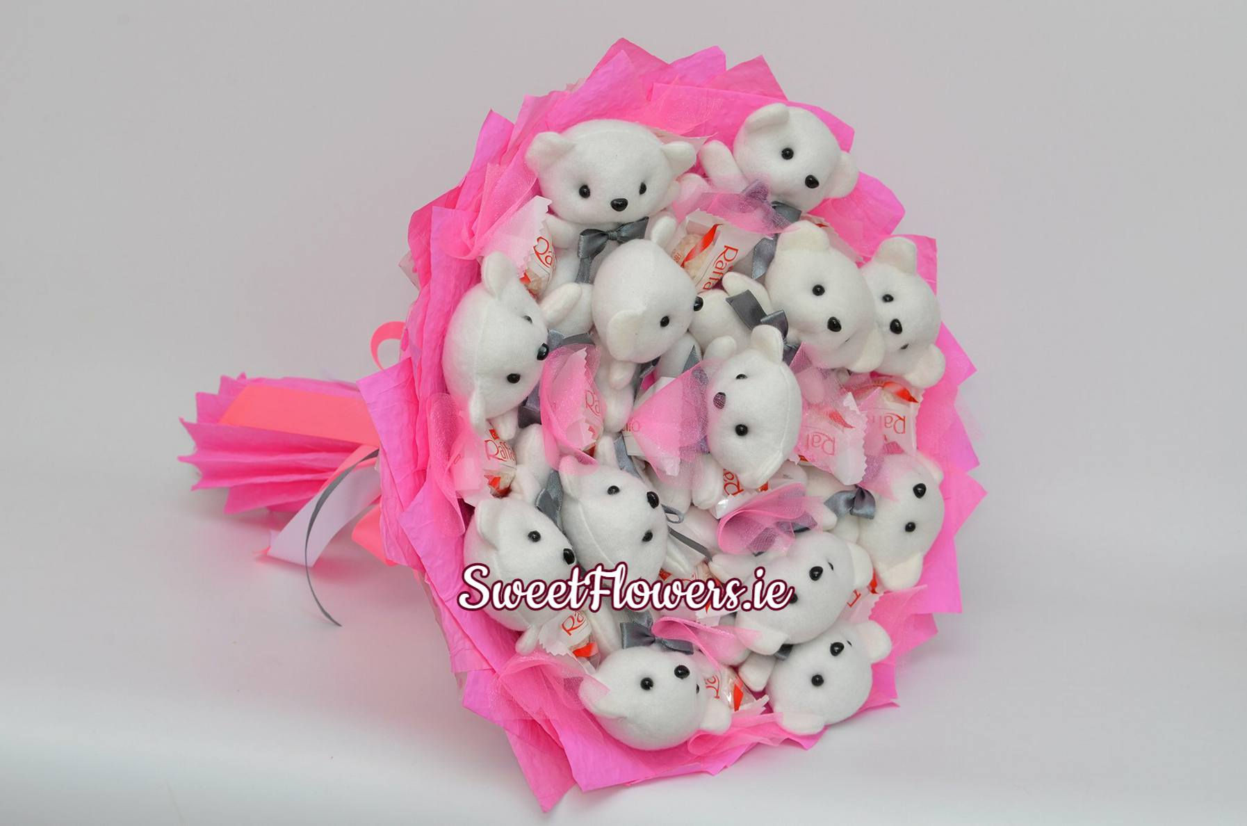 Teddy Bear Joy Raffaello Bouquet