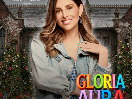 Gloria Aura es la señorita Honey en Matilda, el musical.