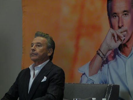 Ricardo Montaner en conferencia de prensa anunciando su gira El Último Regreso en México con concierto en el Auditorio Nacional el 10 de noviembre de 2025