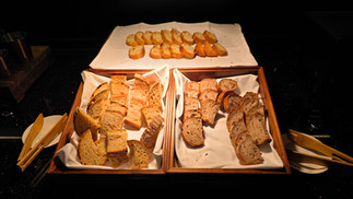 Conrad Osaka Executive lounge buffet