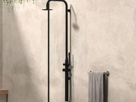 DOCCIA-PULA-PARETE-NERA