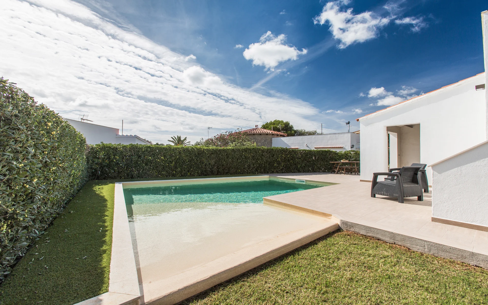 Piscipool.shop: Productos y Materiales para la Reparación, Mantenimiento, Construcción y Decoración de Piscinas.