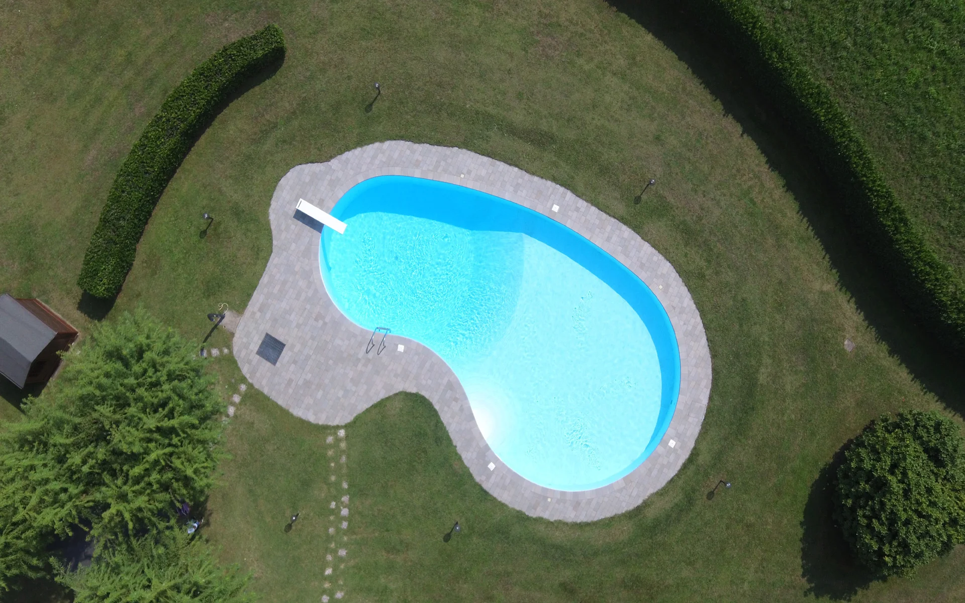 Piscipool.shop: Productos y Materiales para la Reparación, Mantenimiento, Construcción y Decoración de Piscinas.