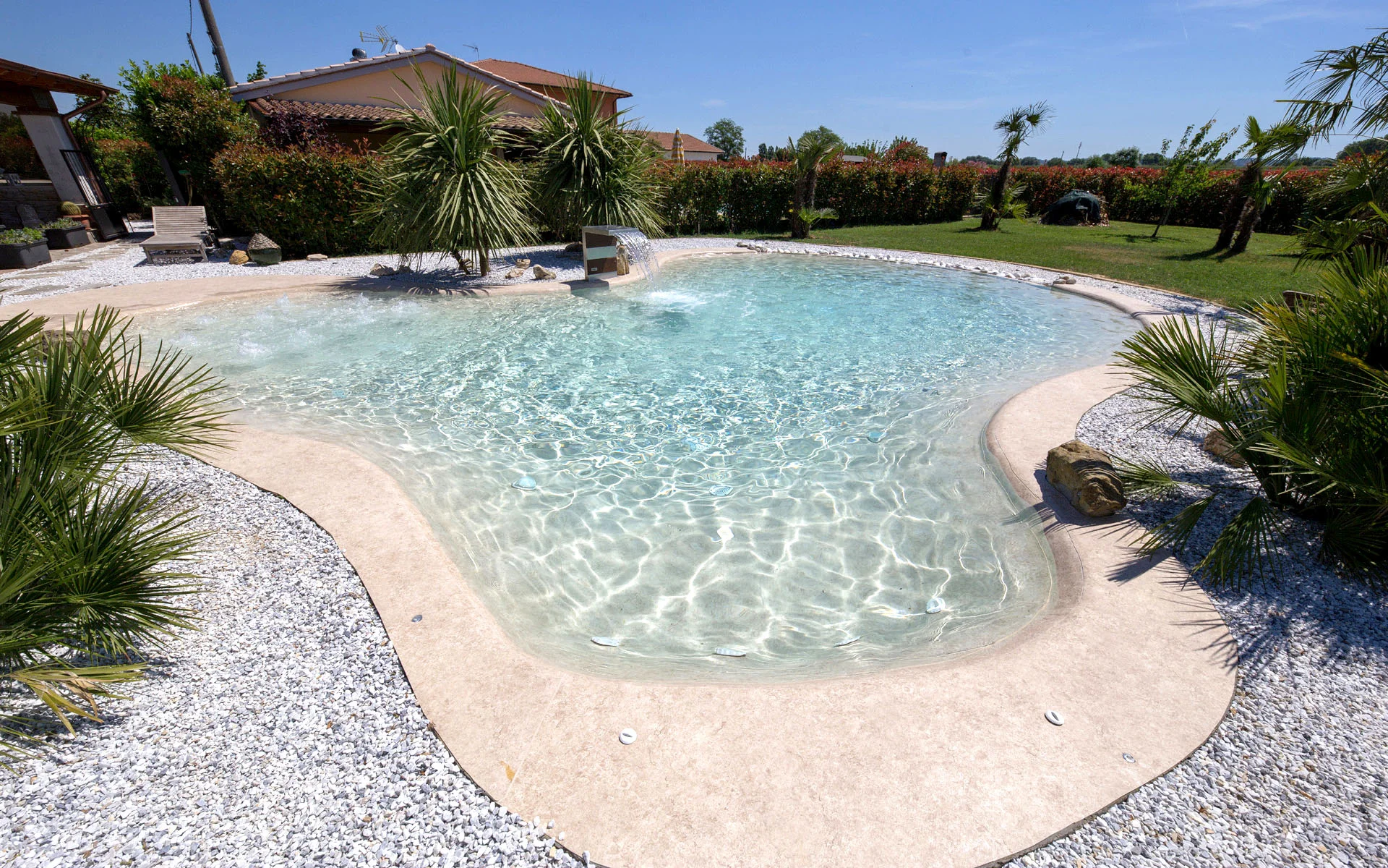 Piscipool.shop: Productos y Materiales para la Reparación, Mantenimiento, Construcción y Decoración de Piscinas.