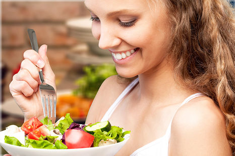 Conheça 4 nutrientes essenciais para a saúde da mulher