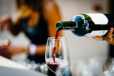 Bebidas alcoólicas cortam o efeito do anticoncepcional?