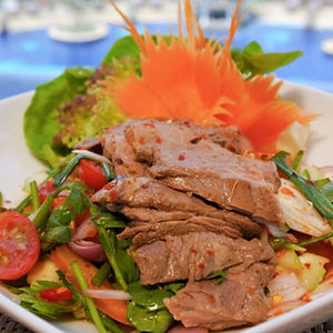 2403-ยำเนื้อย่าง