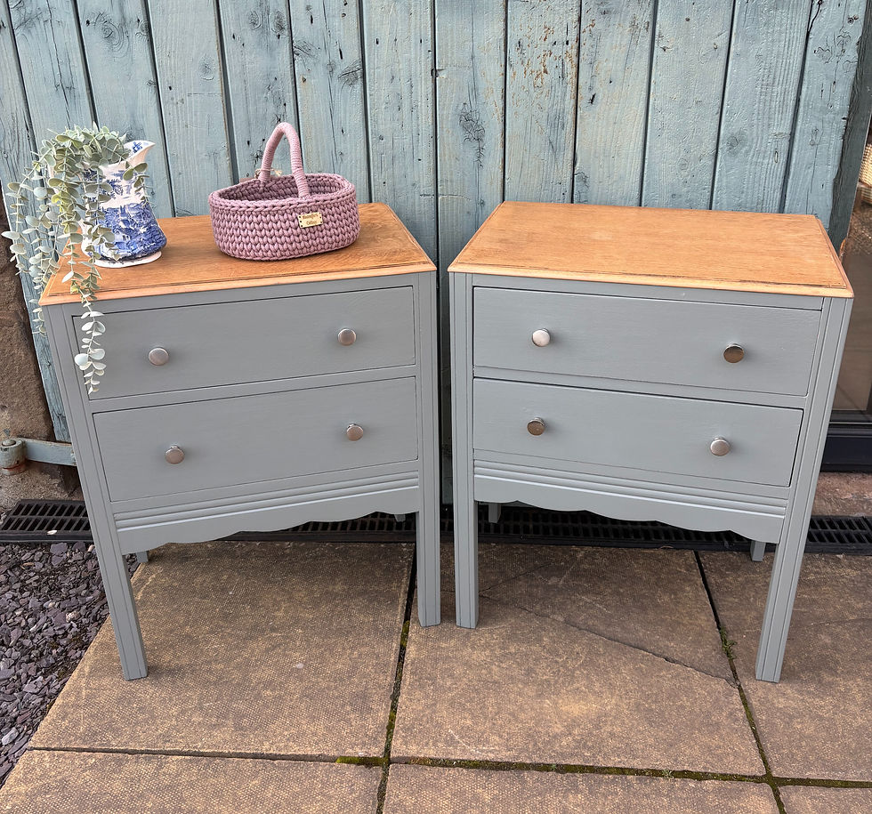 Pair of Oak Bedside Tables / Small Chests of Drawers