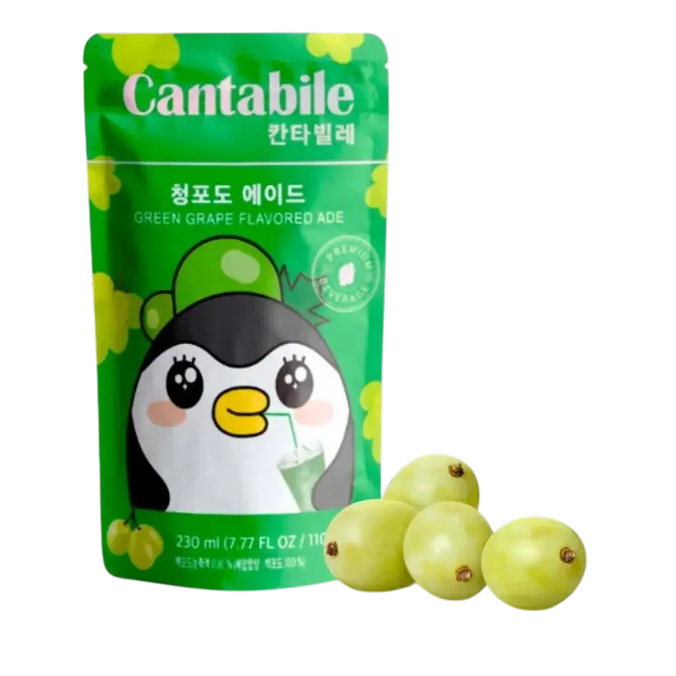 Sachet Cantabile Green Grape Ade 230ml avec grains de raisin vert frais, mascotte pingouin kawaii, Corée du Sud