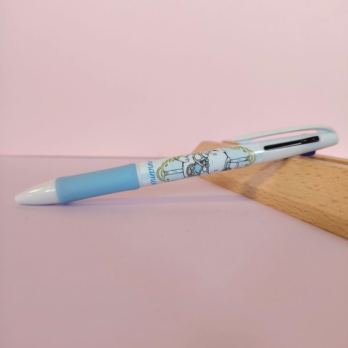 stylo-sanrio-cinnamoroll-bleu-manège