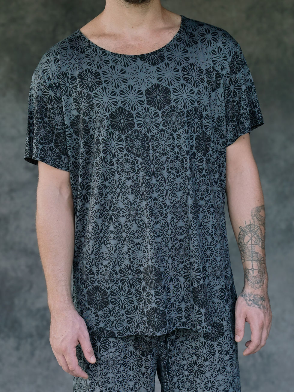 Thumbnail: Matrix T-Shirt Navy Grey