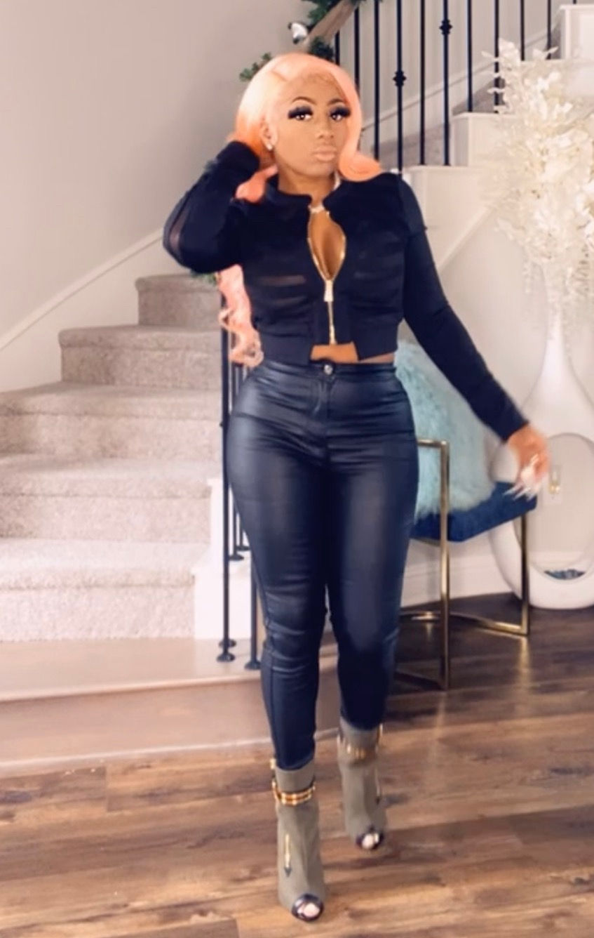 Thumbnail: 2  curvy pants 👖 