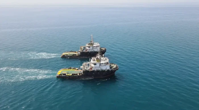 Learn to Identify Towing Commercial Vessels Easily at Night