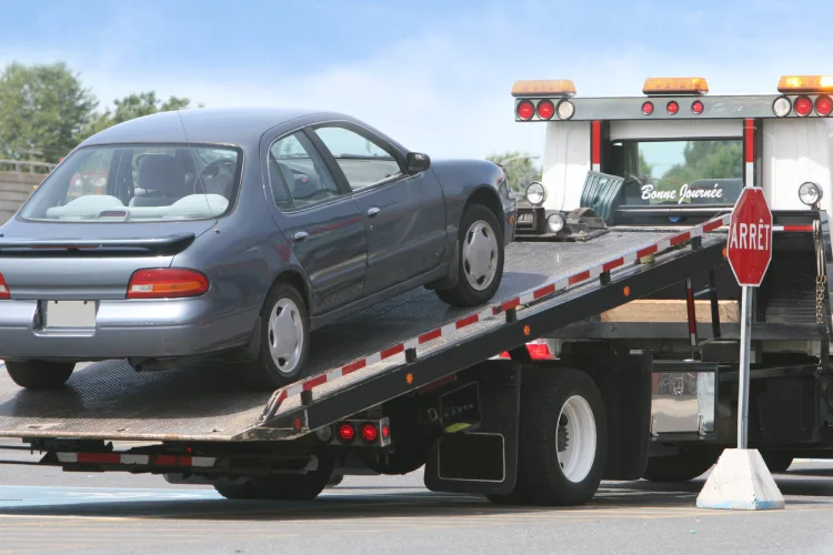 Why Do You Need Commercial Towing