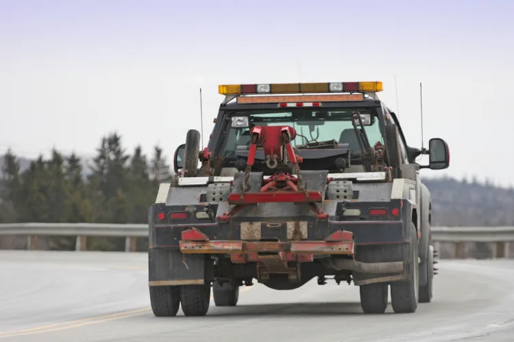 What is the meaning of a wrecker truck