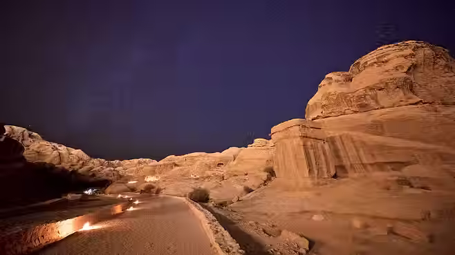294283-Wadi-Musa.avif